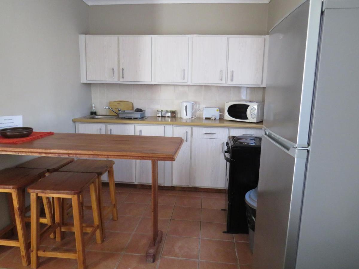 Haus Victoria Self Catering Cottages Oudtshoorn Eksteriør billede