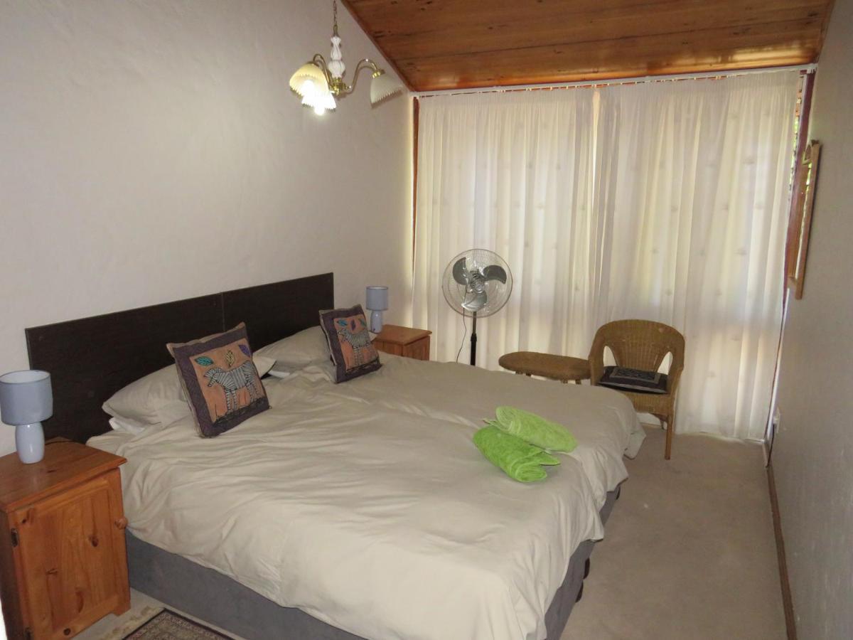 Haus Victoria Self Catering Cottages Oudtshoorn Eksteriør billede