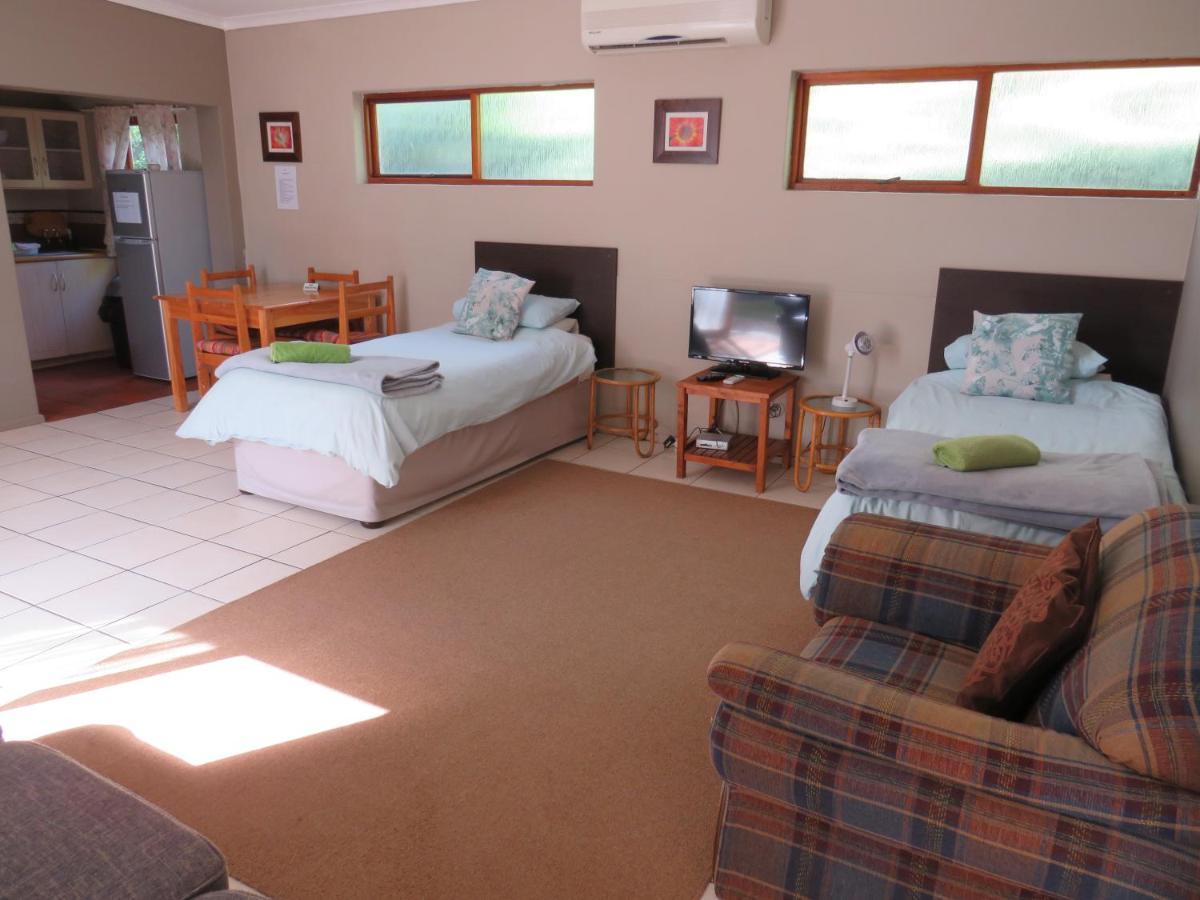 Haus Victoria Self Catering Cottages Oudtshoorn Eksteriør billede