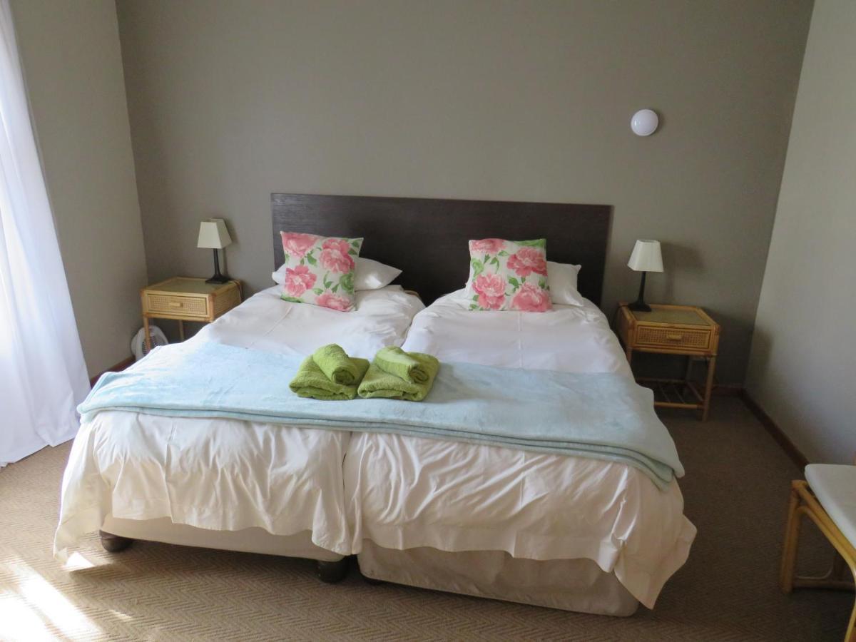 Haus Victoria Self Catering Cottages Oudtshoorn Eksteriør billede