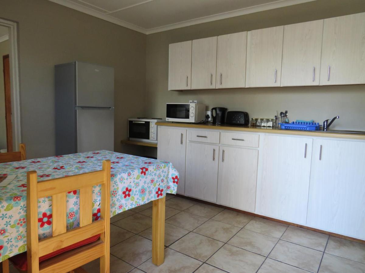 Haus Victoria Self Catering Cottages Oudtshoorn Eksteriør billede